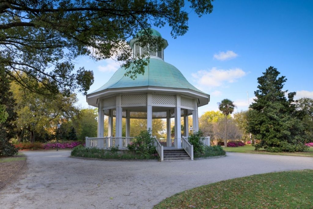 Hampton Park Charleston, SC Pam Harrington Exclusives