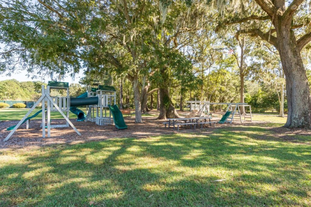 The Plantation at Stono Ferry Neighborhood Info & Real Estate