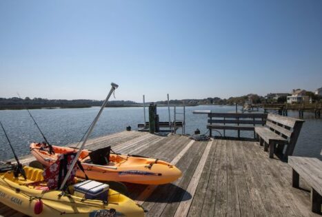 Johns Island Waterfront home for sale in Kiawah River Estates