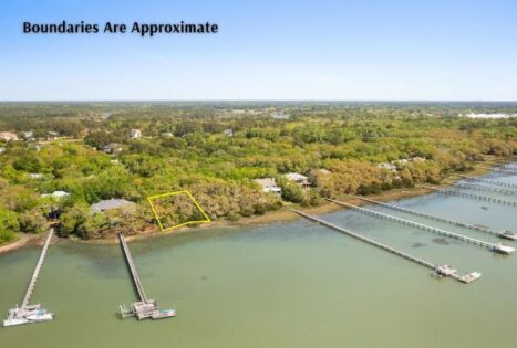 Charleston Waterfront Property in Kiawah River Estates