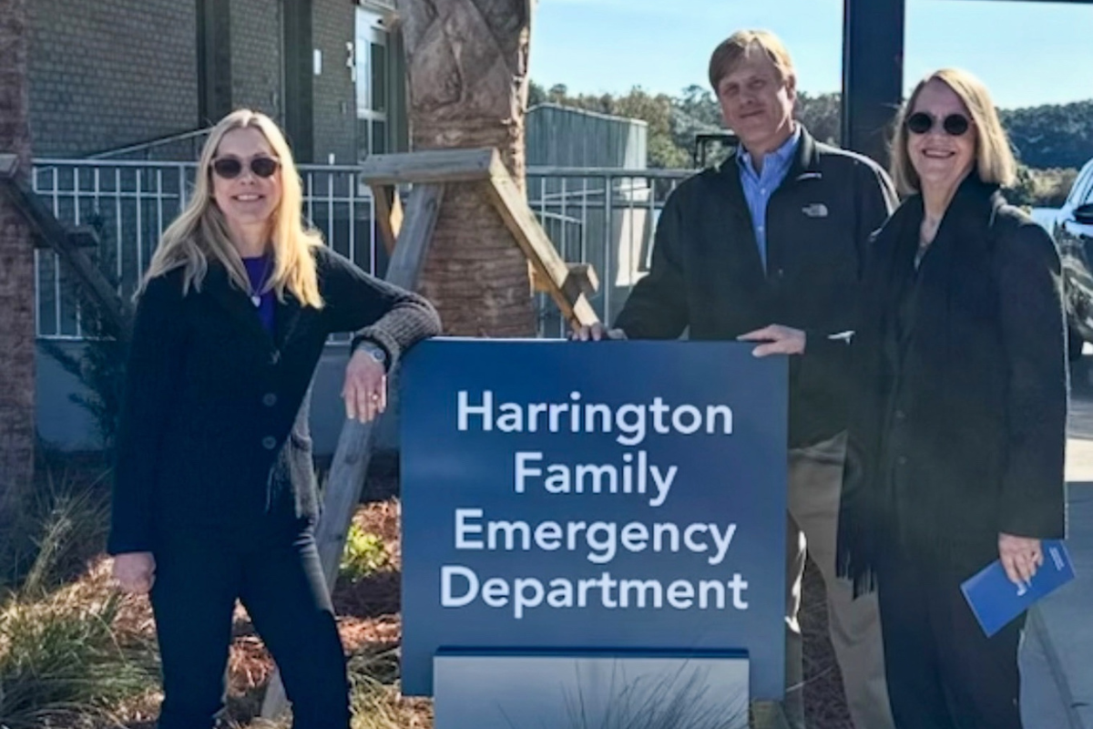 Melissa, Pam and James Harrington