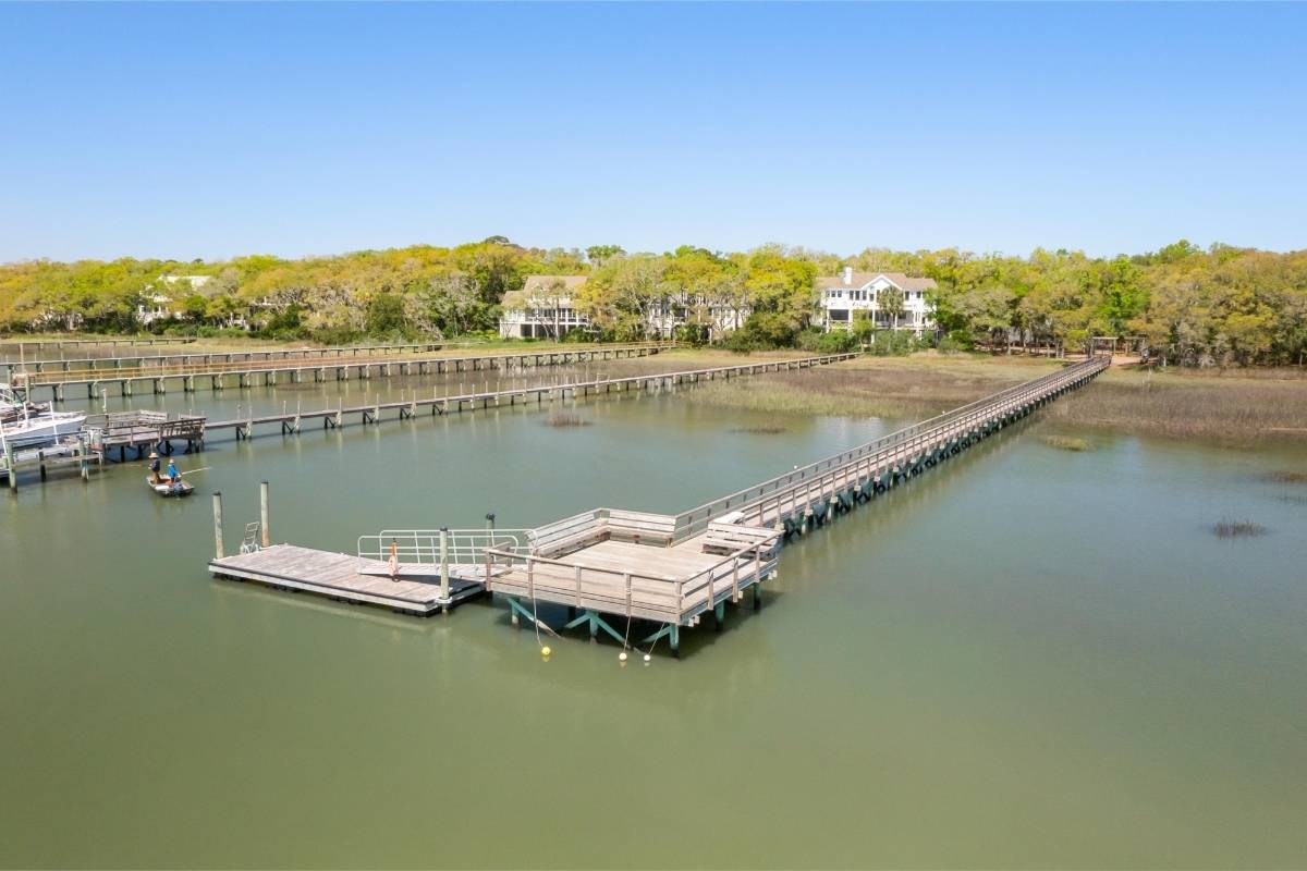 Community deepwater dock on Haulover Creek at Kiawah River Estates, Johns Island SC
